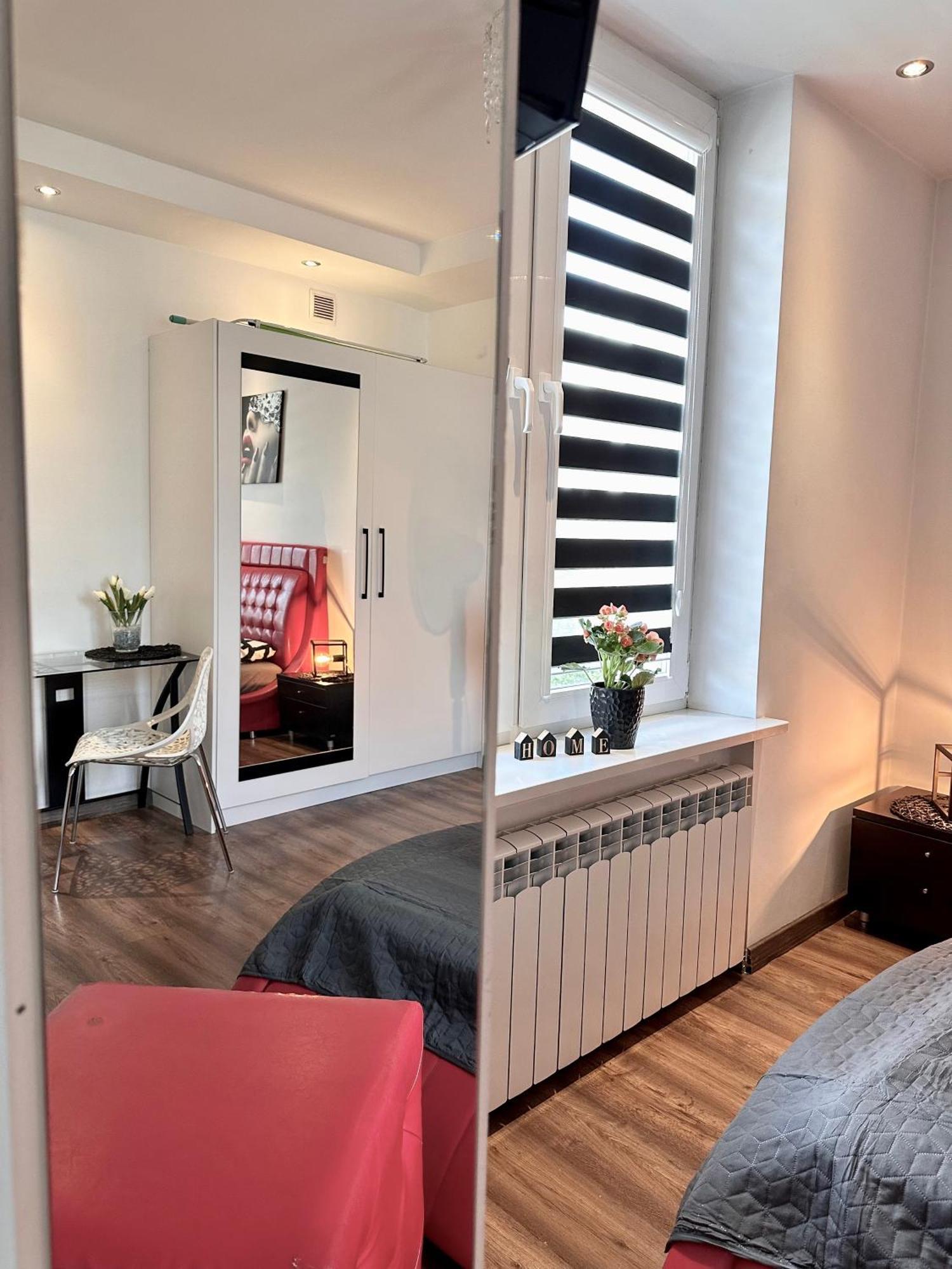 Apartament Centrum Chmielna 73C Warszawa Eksteriør billede