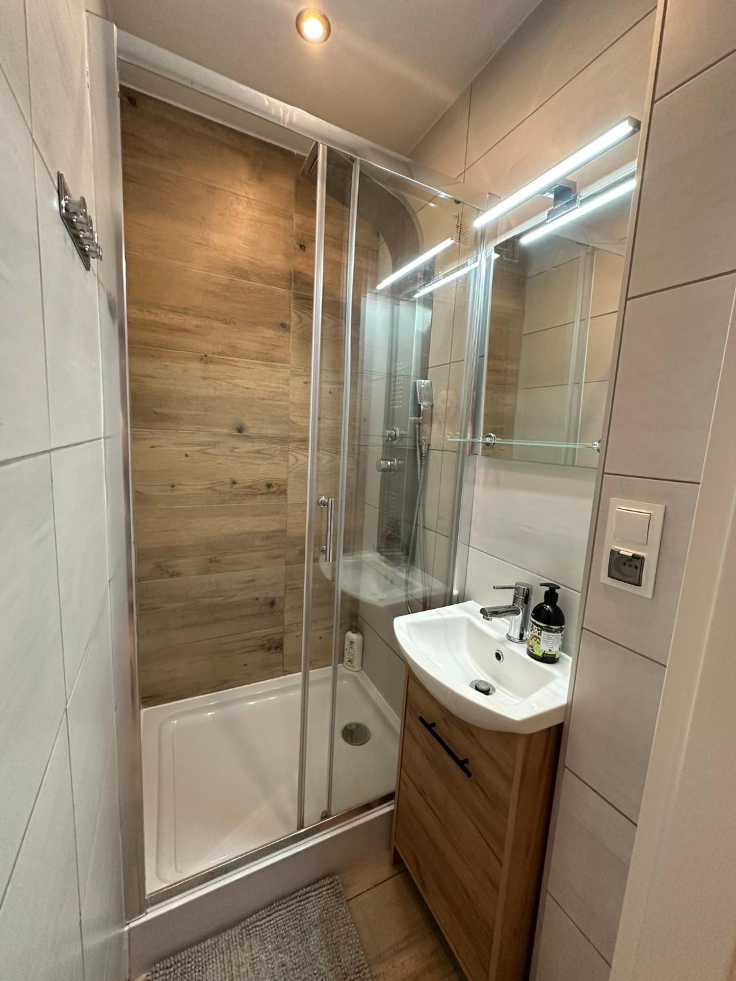 Apartament Centrum Chmielna 73C Warszawa Eksteriør billede